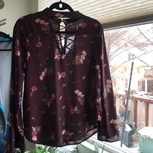 ALICE BLUE BLOUSE SZ M trendy colors